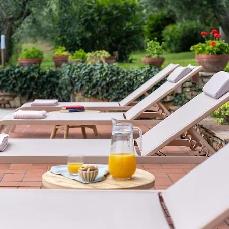 Villa Caterina 8, Emma