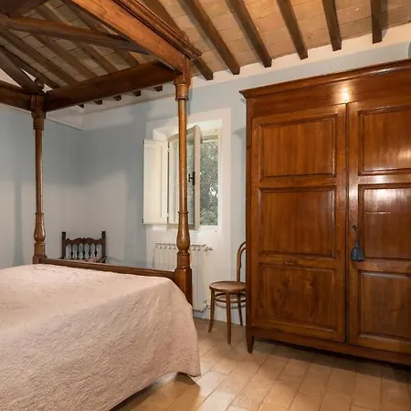 Villa Caterina 8, Emma *